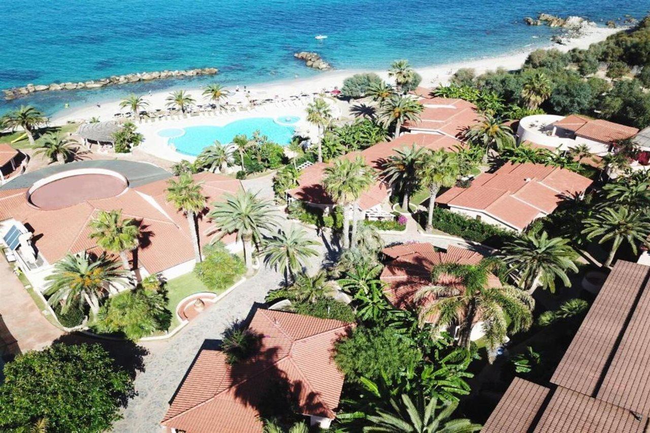 Hotel Villaggio Cala Di Volpe Capo Vaticano Esterno foto